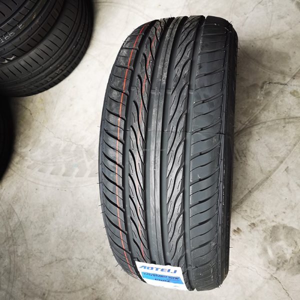 passenger car tires 195/50R15 UHP P607 with good price for sale - Image 2